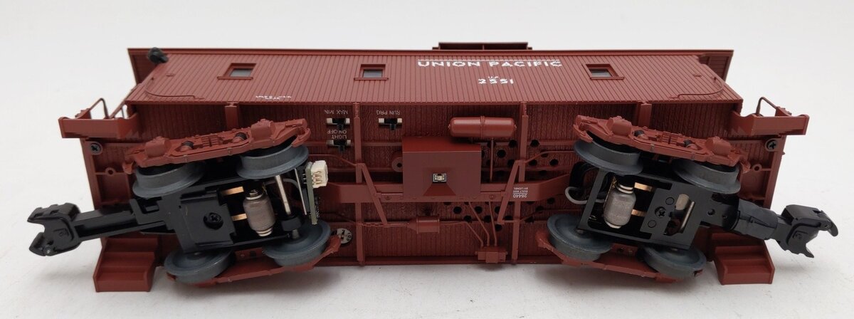 Lionel 2326440 O Union Pacific Vision CA-1 Caboose #2551 LN/Box