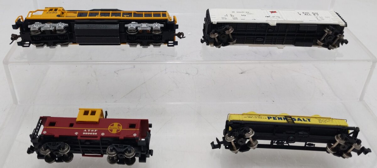 Bachmann 24013 N Scale Santa Fe Thunder Valley Diesel Starter Freight Train Set EX/Box