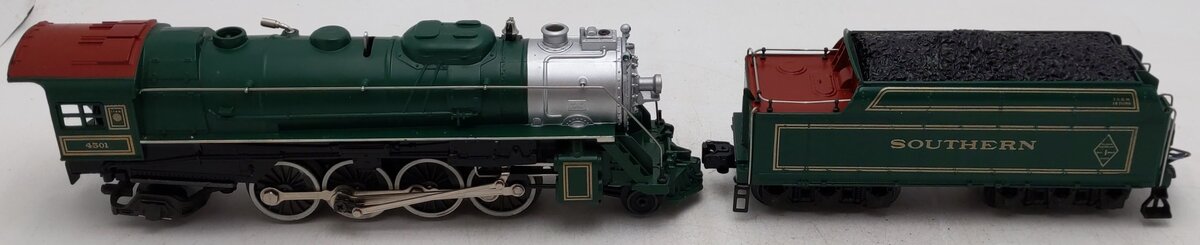 Lionel 6-8309 O Gauge Southern 2-8-2 Mikado Steam Locomotive & Tender #4501 EX/Box