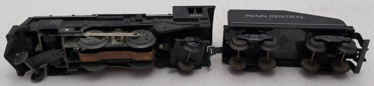 Lionel 1666 Vintage O 2-6-2 Die-Cast Steam Locomotive w/ Marx Tender VG