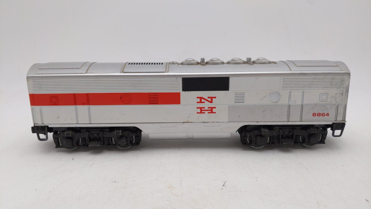 Lionel 6-8864 O Gauge New Haven F3 Non-Powered B-Unit Diesel Engine EX