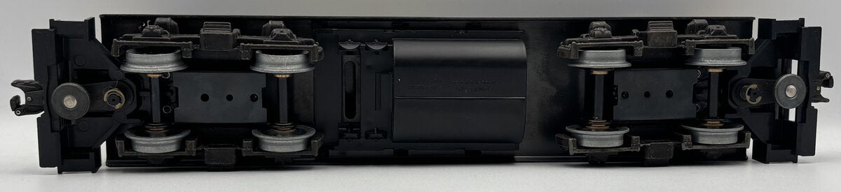 Lionel 6-8255 O Gauge Santa Fe GP-9 Dummy Diesel Locomotive EX/Box
