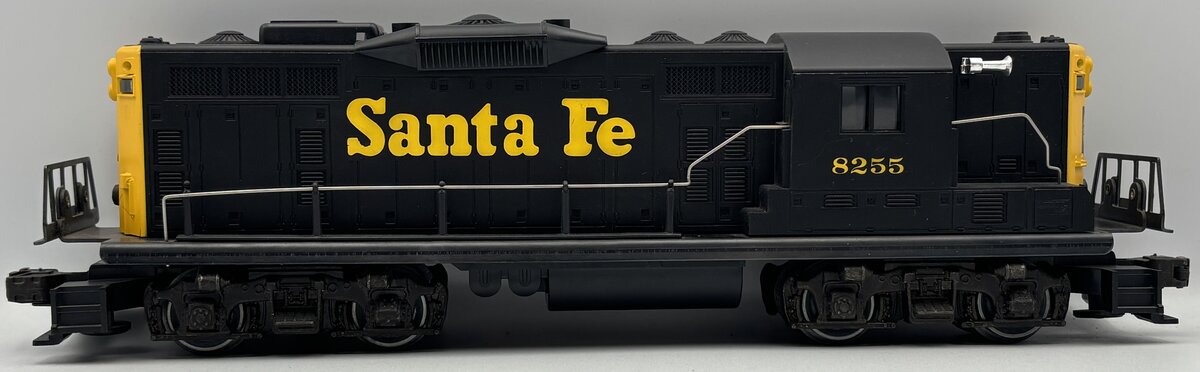 Lionel 6-8255 O Gauge Santa Fe GP-9 Dummy Diesel Locomotive EX/Box