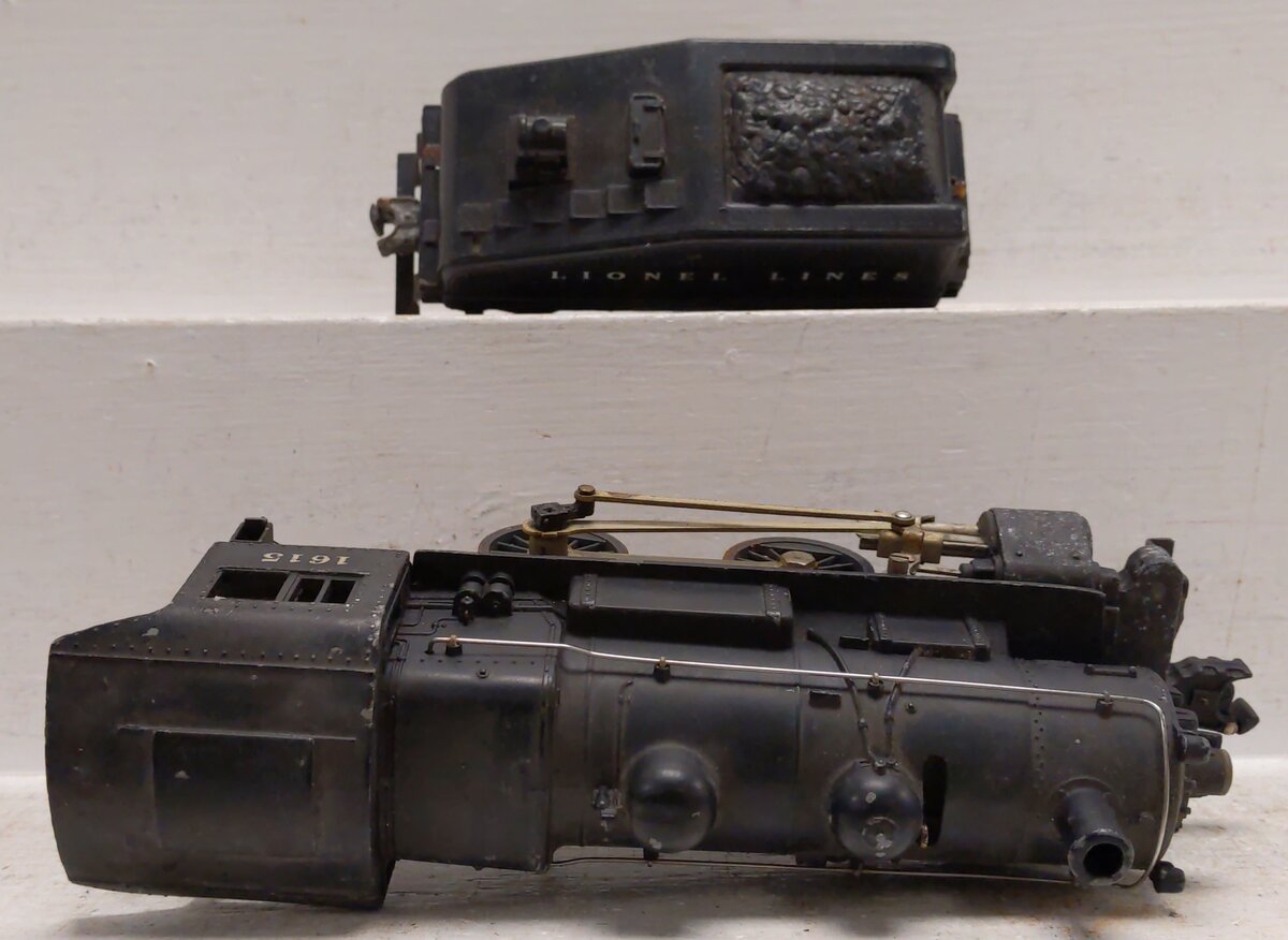 Lionel 1615 Vintage O 0-4-0 Die-Cast Steam Switcher Locomotive & Tender