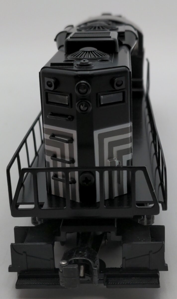 Lionel 6-8477 O Gauge New York Central GP9 Diesel Locomotive w/Horn #8477 EX/Box
