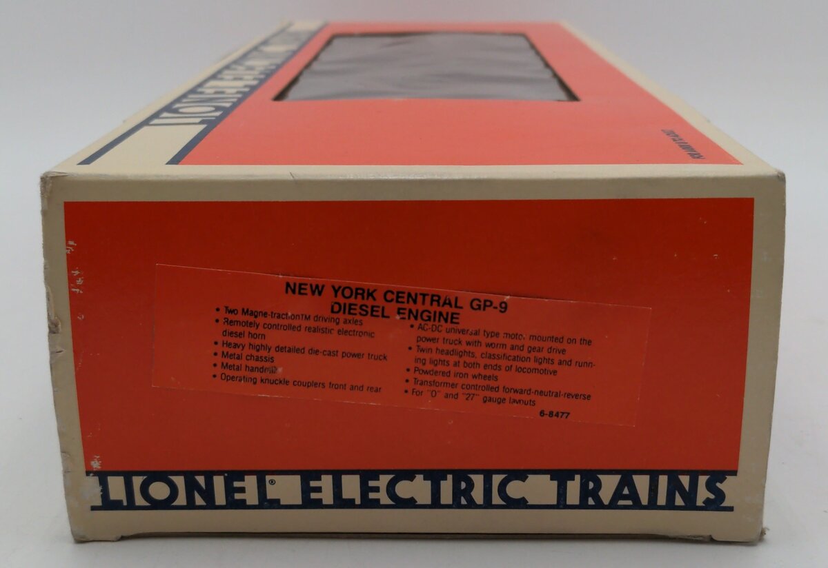Lionel 6-8477 O Gauge New York Central GP9 Diesel Locomotive w/Horn #8477 EX/Box