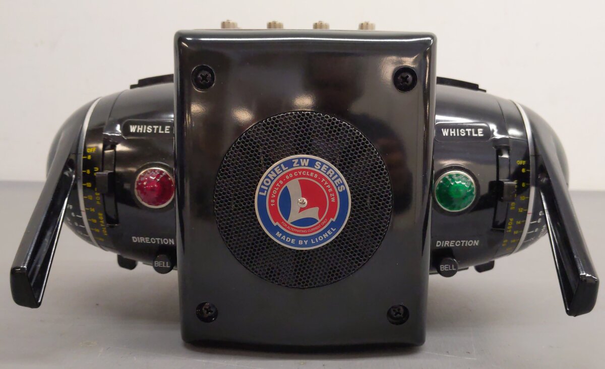 Lionel 6-32930 ZW Multi-Watt Transformer with Two 180 Watt Transformers EX