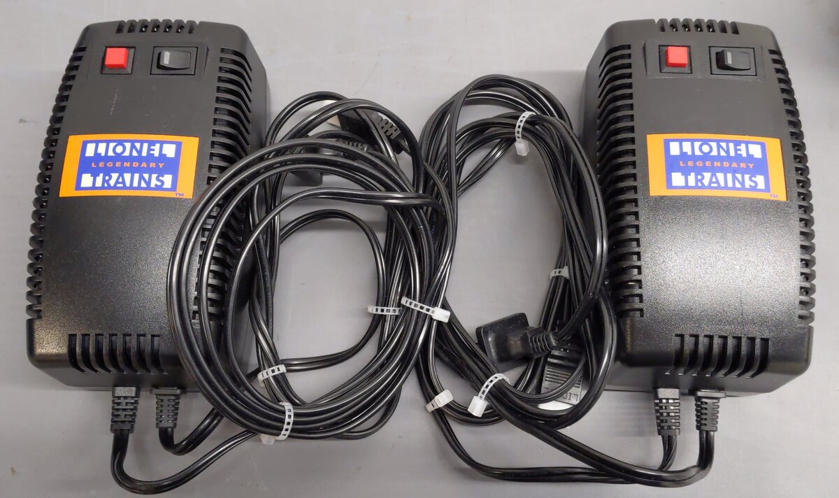 Lionel 6-32930 ZW Multi-Watt Transformer with Two 180 Watt Transformers EX