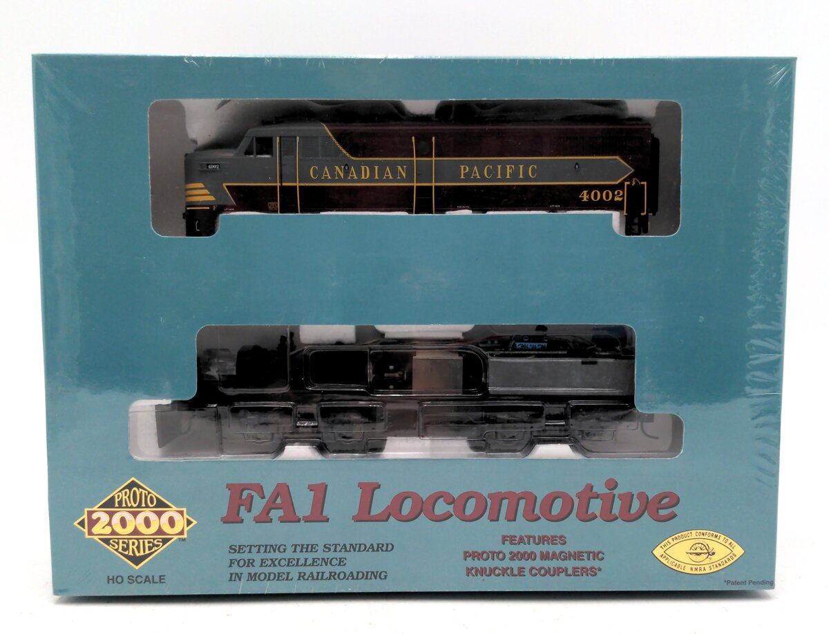 Proto 2000 96040 HO Scale Canadian Pacific Powered Locomotive #4002  #4402 Set MT/Box