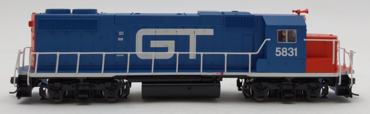 Atlas 10001213 HO Scale TM Grand Trunk Western GP38-2 Diesel Locomotive #5831