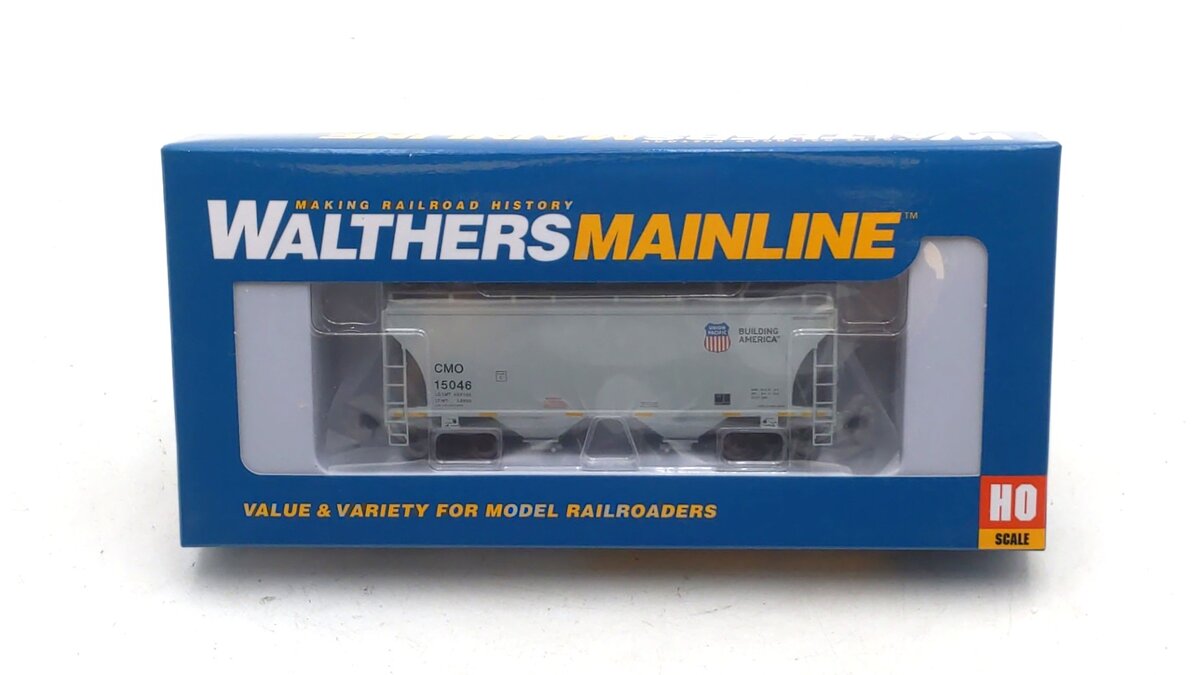 Walthers 910-7546 HO Scale Union Pacific 39' Trinity 3281 Covered Hopper #15046