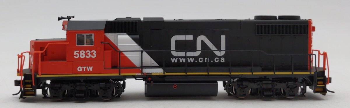 Atlas 10000288 HO Scale Canadian Pacific GP38-2 Locomotive #5833 LN/Box