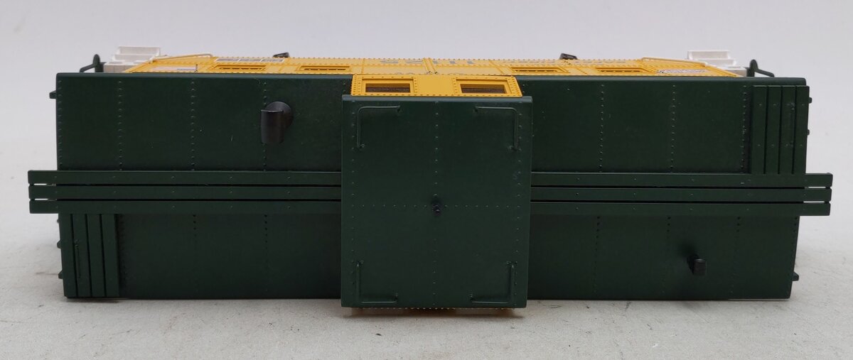 MTH 30-7734 O Chicago NorthWestern Steel Caboose #11125 NIB