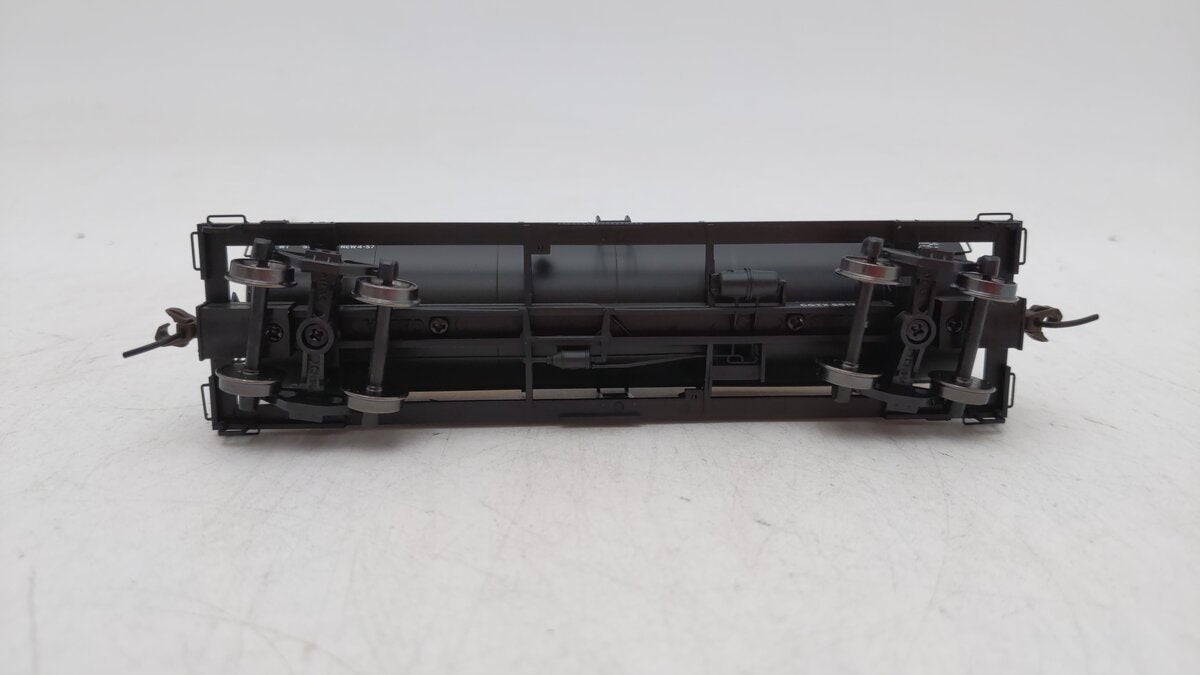 Atlas 20003747 HO Superior Propane 11,000 Gallon Tank Car #55177