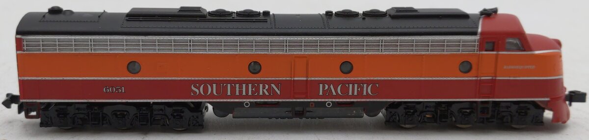 Life Like 7234 N Scale Southern Pacific E8 Diesel Locomotive #6051 LN/Box