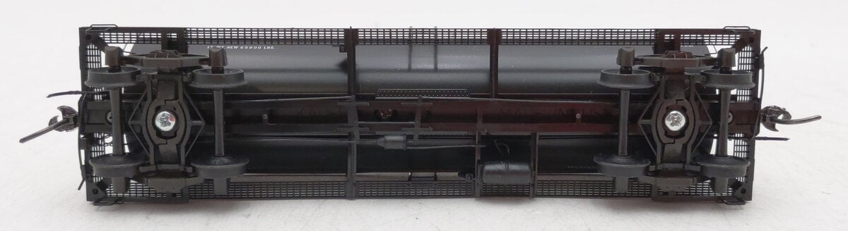 Kadee 9014 HO Mathieson Chemicals SHPX ACF 11000 gal Insulated Tank Car #2569