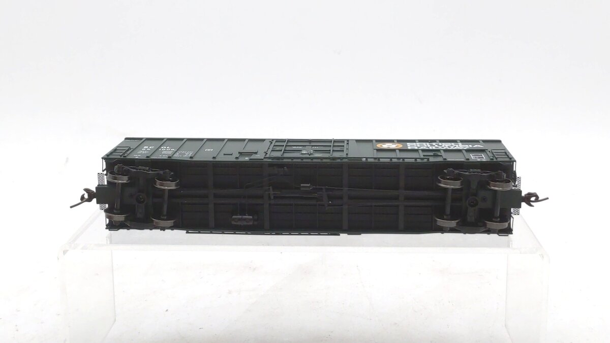 Atlas 20006075 HO British Columbia Railway NCS 5277 Plug Door Boxcar #851009