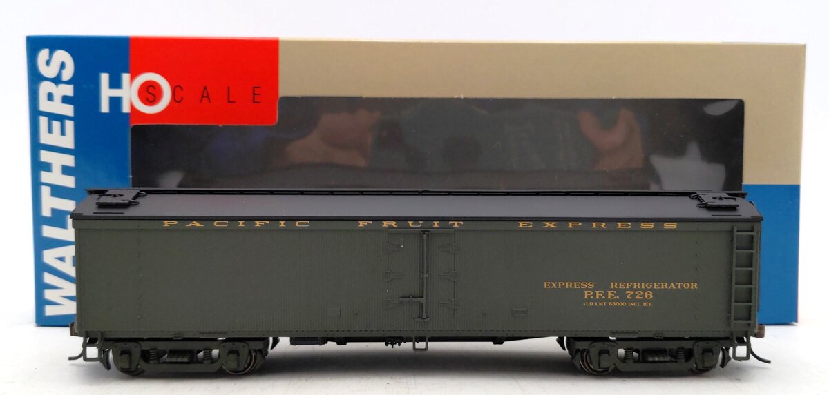 Walthers 932-5472 HO Pacific Fruit Express 50' Wood Reefer EX/Box