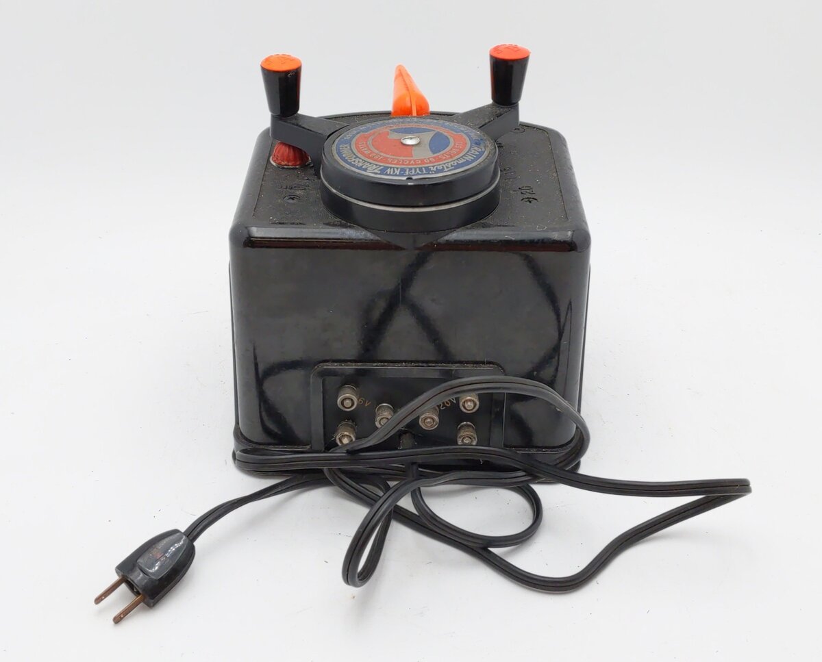 Lionel KW O Vintage Trainmaster 190 Watt Transformer with Whistle EX