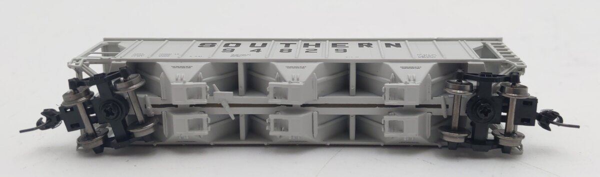 Athearn 23858 N Southern PS-2 2893 Covered Hopper #94829