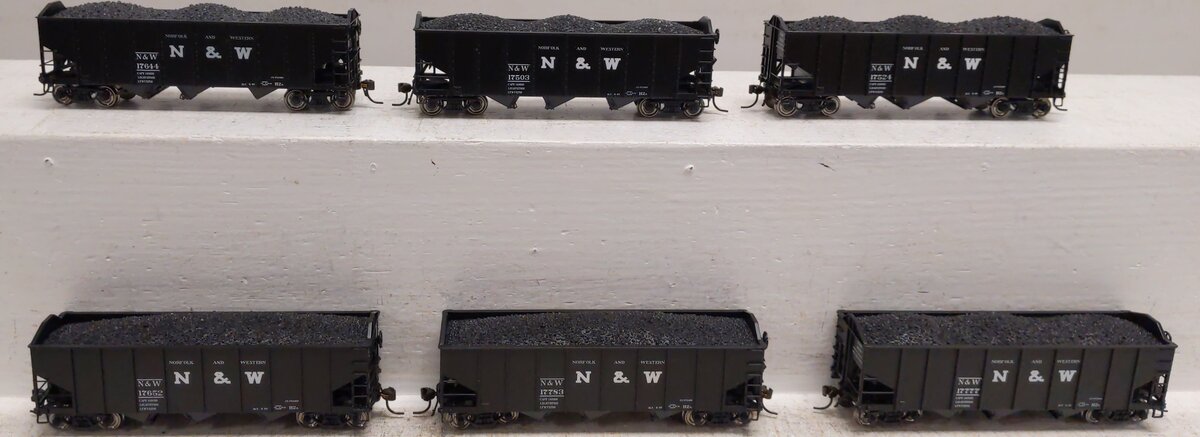 Broadway Limited 1618 HO Norfolk & Western H2a 3-Bay Hoppers (6)