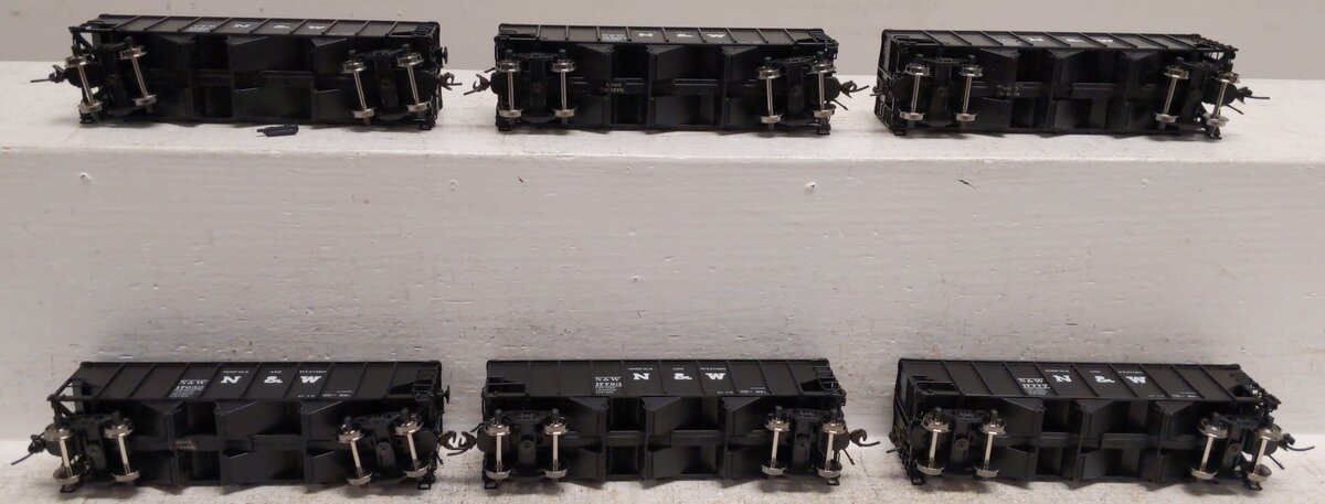 Broadway Limited 1618 HO Norfolk & Western H2a 3-Bay Hoppers (6)