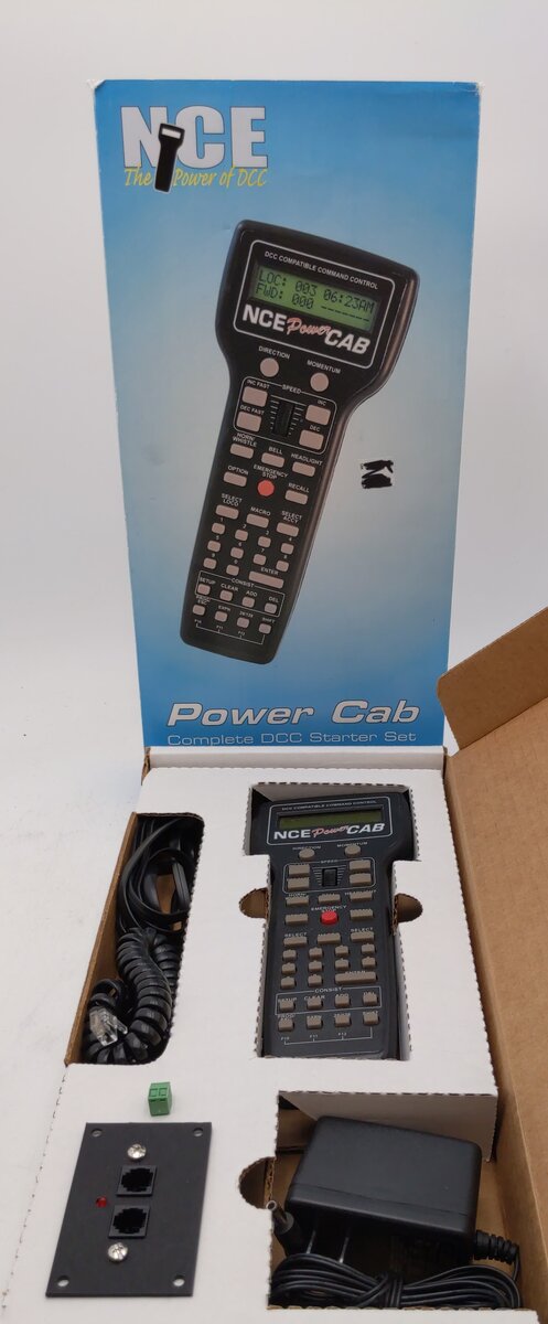 NCE Corporation 5240025 Complete DCC Starter Set MT/Box