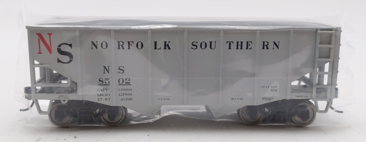 Bowser 43082 HO Norfolk Southern 55 Ton Fishbelly Hopper Car #8502
