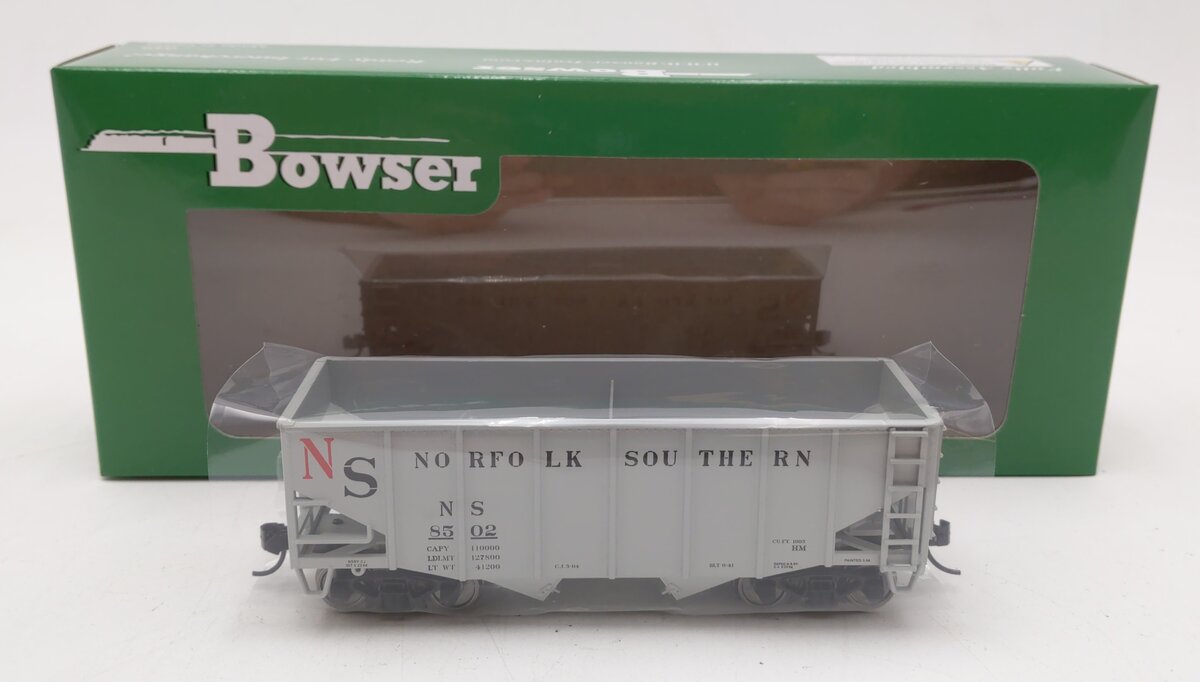 Bowser 43082 HO Norfolk Southern 55 Ton Fishbelly Hopper Car #8502