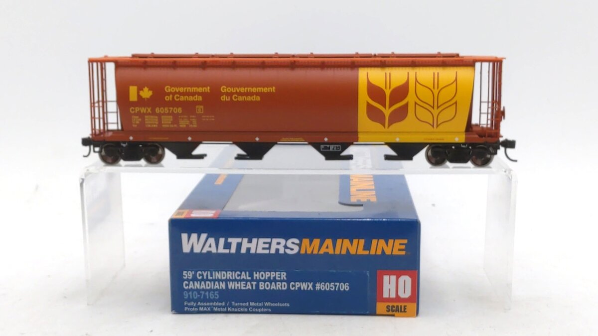 Walthers 910-7165 HO Canadian Wheat Board CPWX 59' Cylindrical Hopper #605706