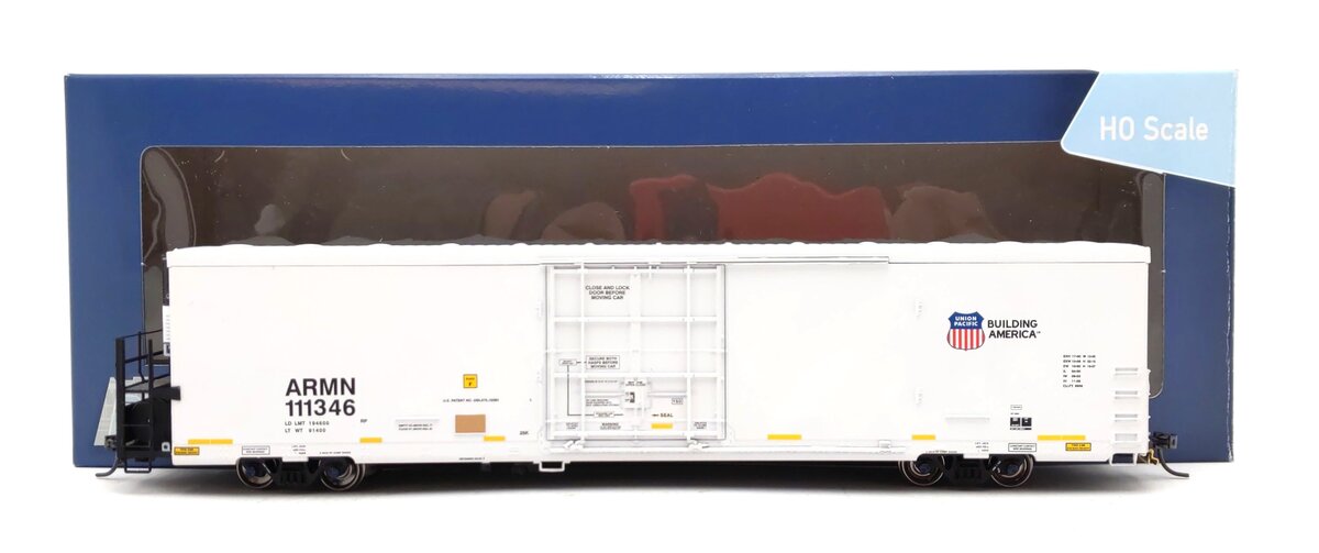 BLMA Models 52017 HO Scale Union Pacific/ARMN Trinity 64' Reefer Car #111346 LN/Box