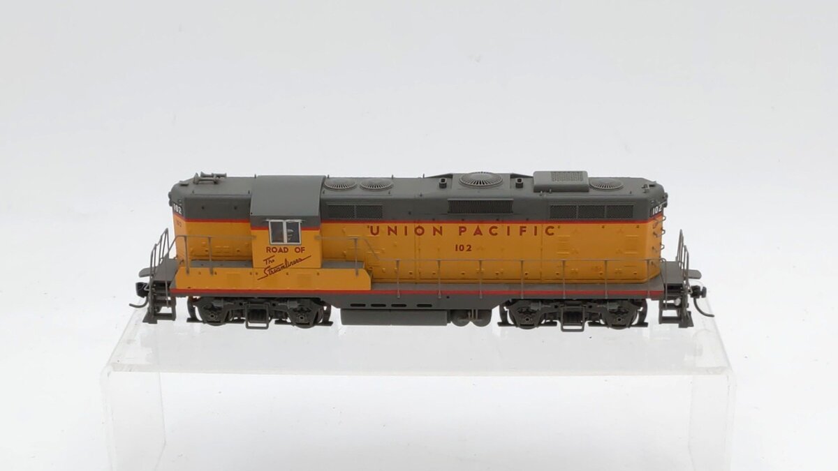 Proto 2000 23045 HO Union Pacific GP-7 Phase II Diesel Locomotive #102 w/DCC EX/Box