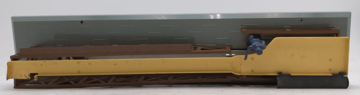 Lionel 362 Vintage O Operating Barrel Loader Ramp without Barrels VG/Box