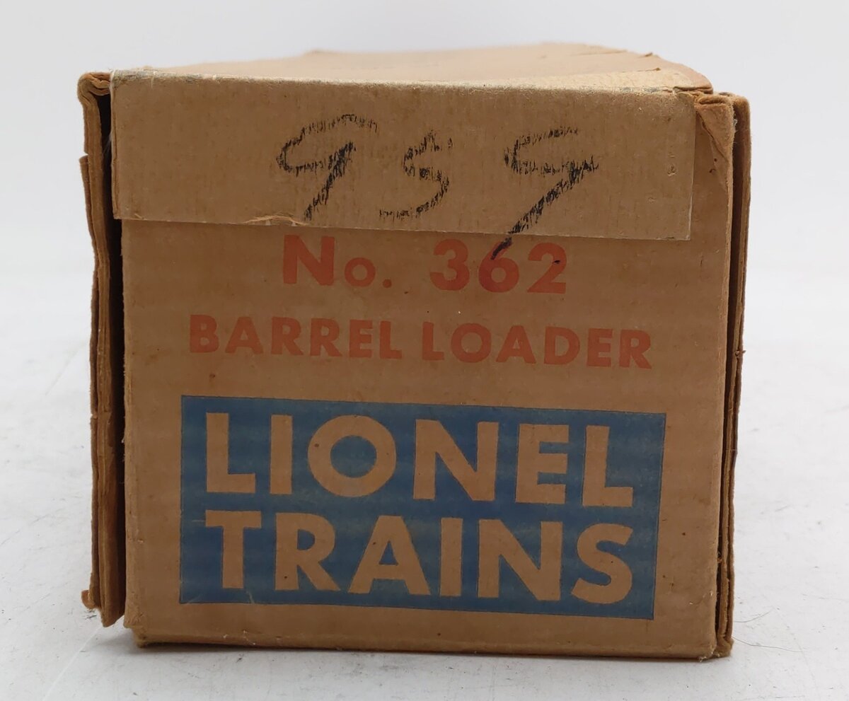 Lionel 362 Vintage O Operating Barrel Loader Ramp without Barrels VG/Box