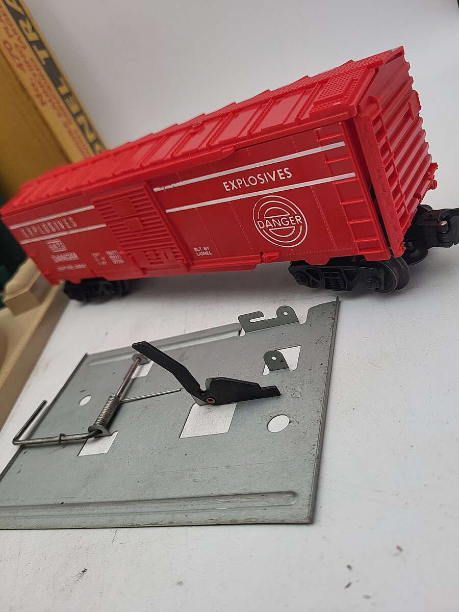 Lionel 470 Vintage O Operating Missile Launching Platform W /Car EX/Box