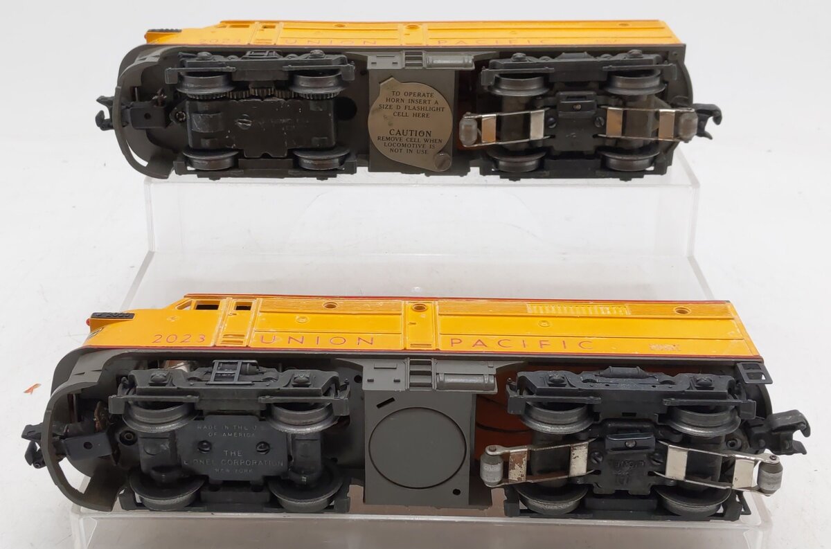 Lionel 2023 Vintage O Union Pacific Alco AA Diesel Locomotive Set VG/Box