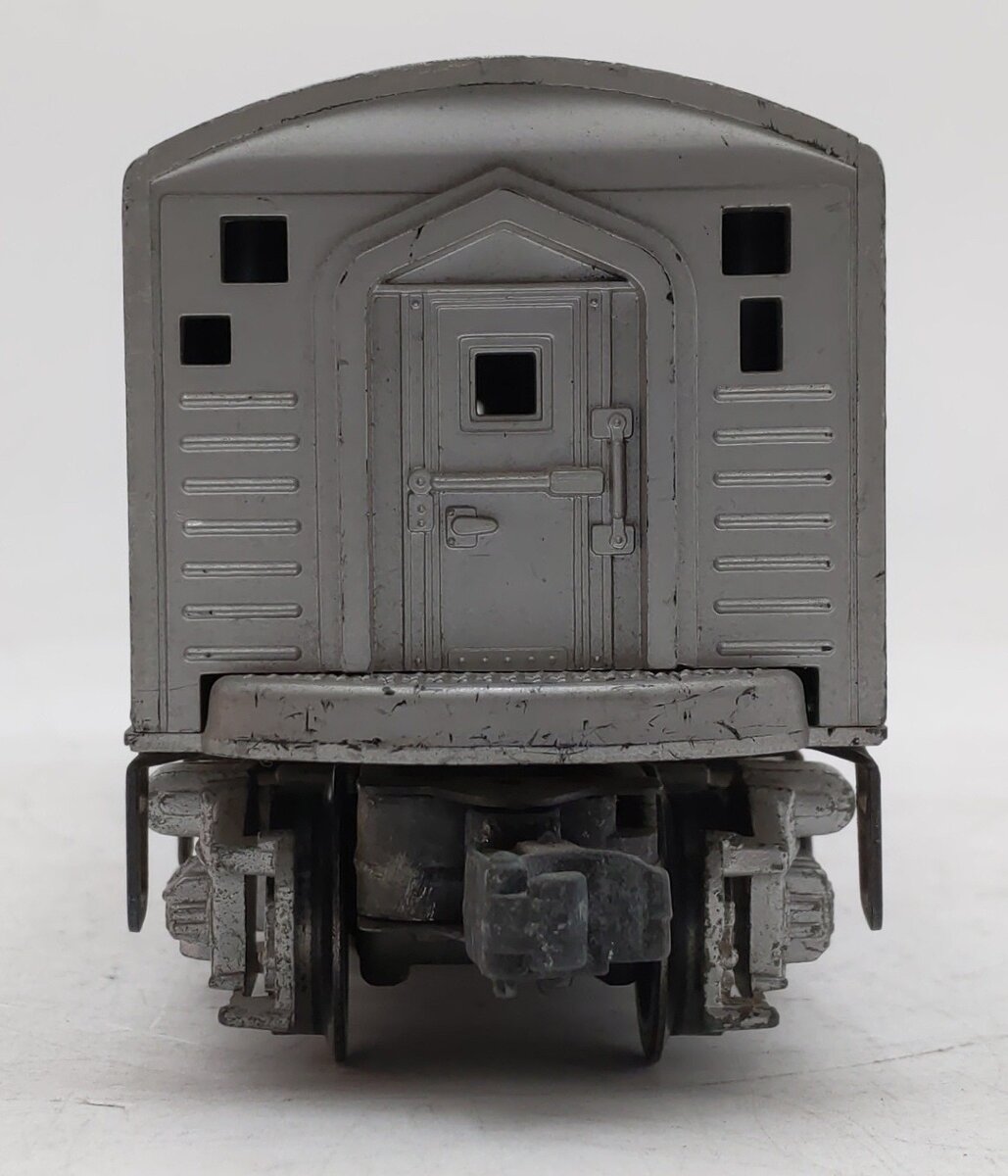 Lionel 2343C Vintage O Santa Fe F-3 Screen Top Non-Pwd. B-Unit Diesel Locomotive VG