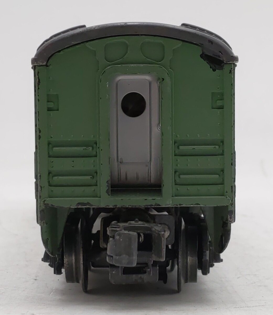 Lionel 2400 Vintage O Lionel Lines Green/Gray Maplewood Lighted Pullman Car VG/Box