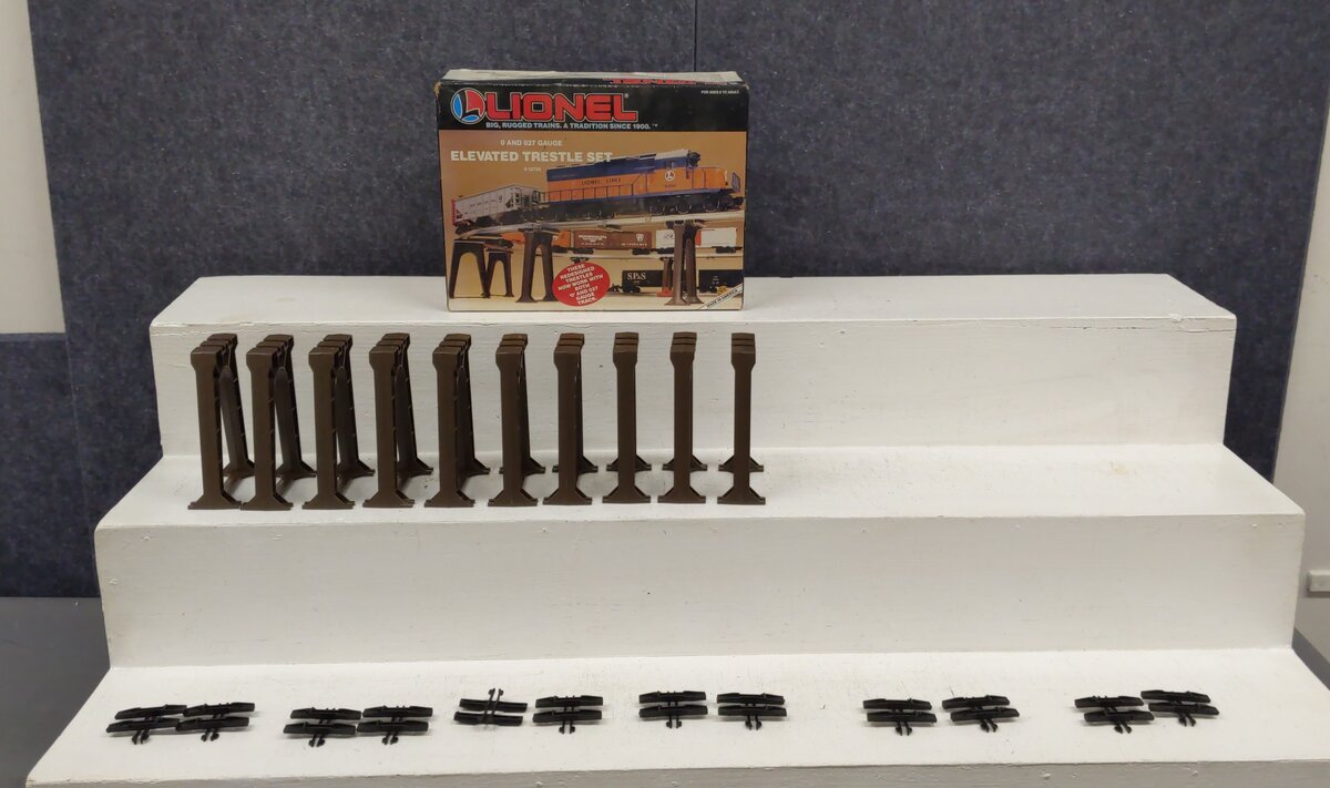 Lionel 6-12755 O Gauge Elevated Trestle Set (Set of 10) EX/Box