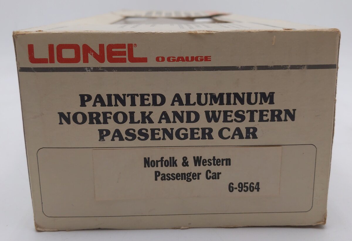 Lionel 6-9564 O Gauge Norfolk & Western Aluminum Passenger Car #579 EX/Box