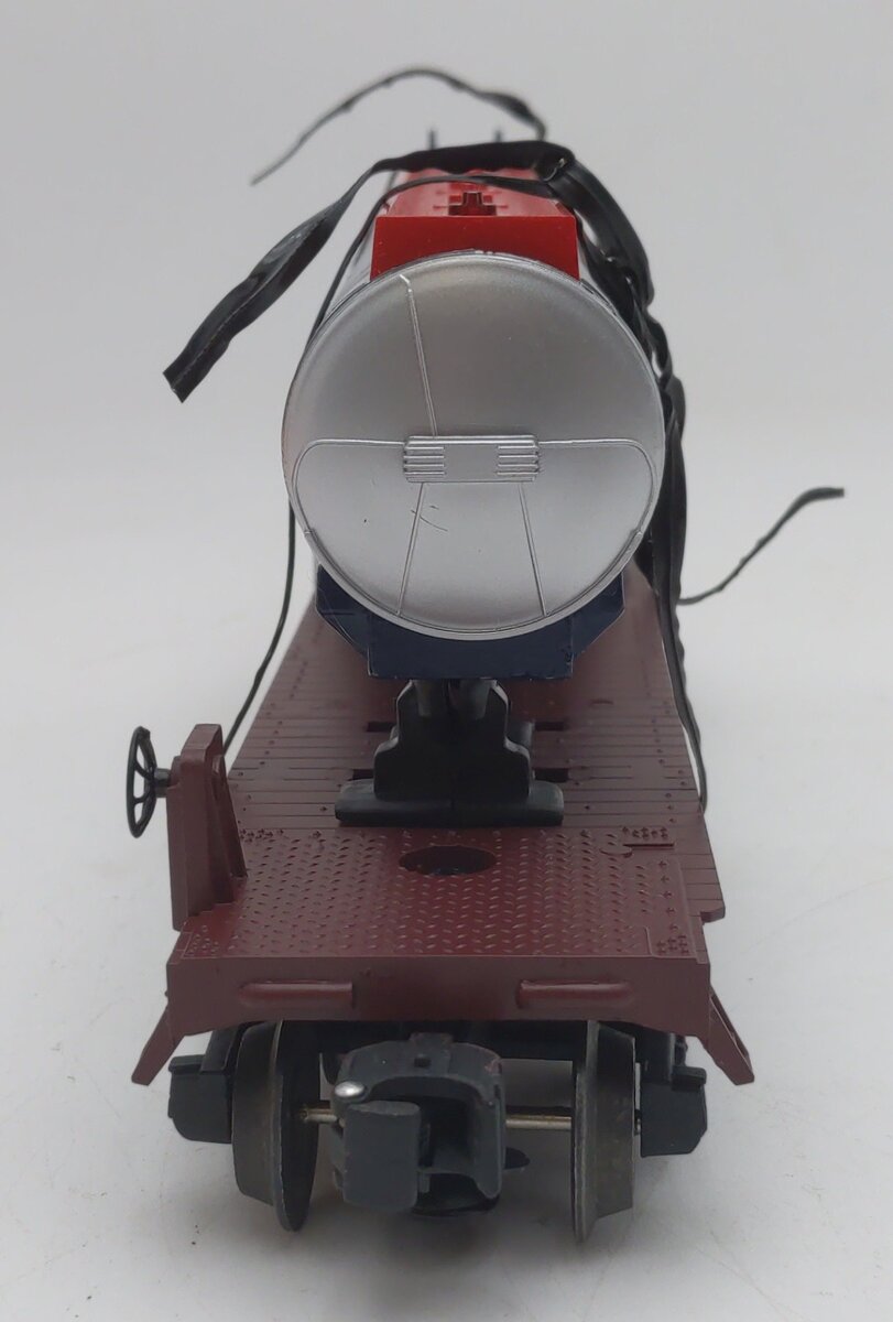 Lionel 6-52083 O Gauge Pennsylvania Flatcar w/ Eastwood Chemicals Tanker EX/Box