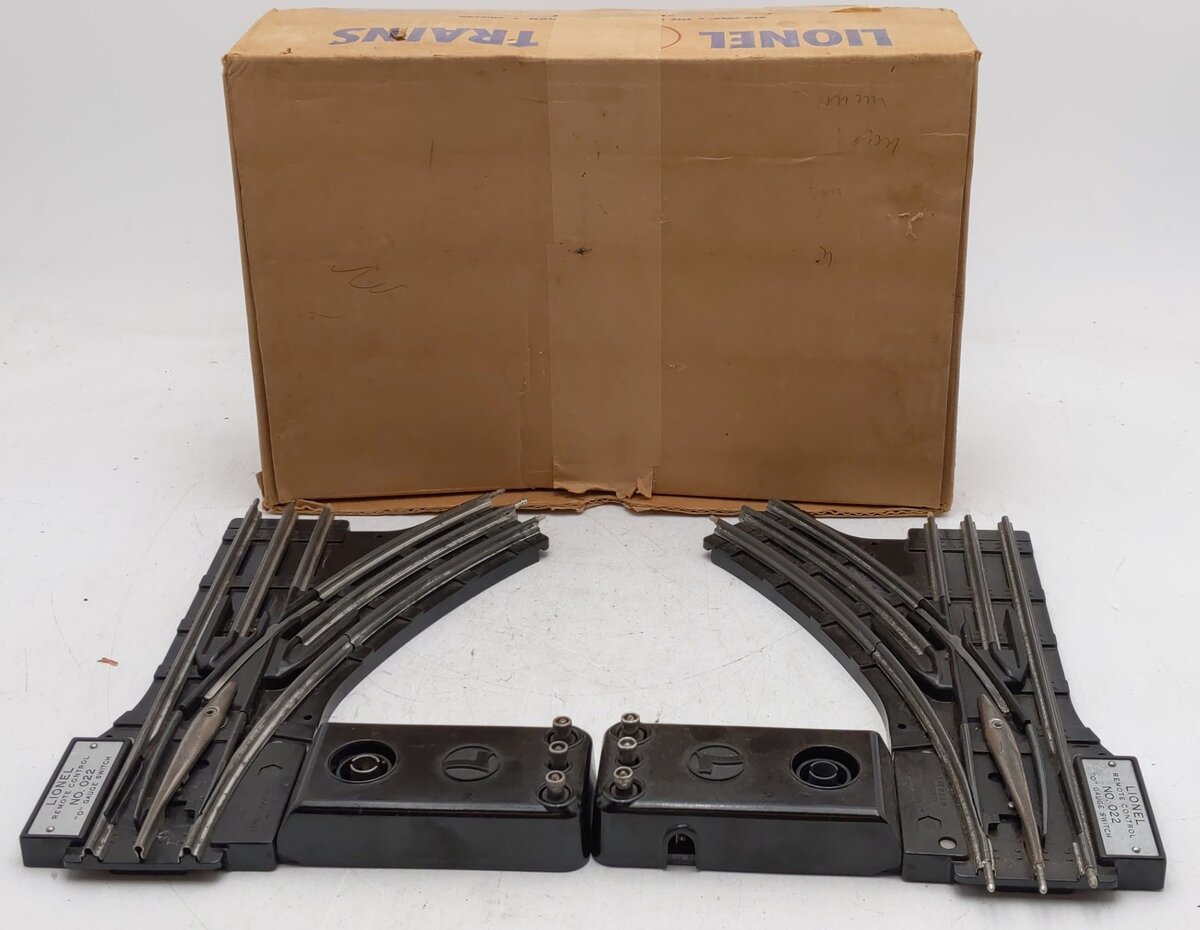 Lionel O22 Vintage O Left-Hand & Right-Hand Electric Remote Switches VG/Box