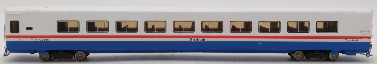 Rapido Trains 108014 HO Amtrak Super Continental Line(TM) LRC Coach Car #44