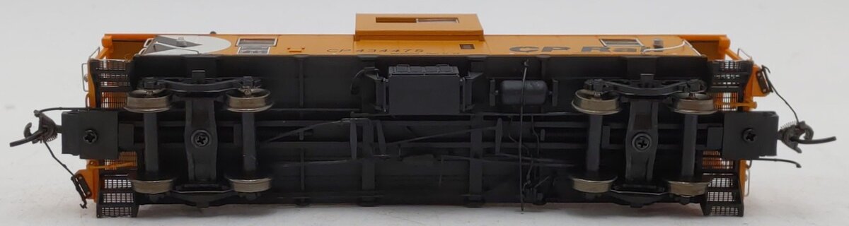 Rapido Trains 110001 HO Canadian Pacific Wide-Vision Caboose #434475