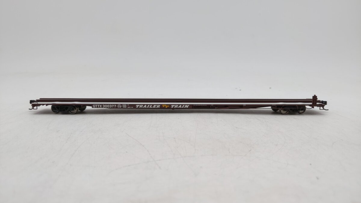 Walthers 910-5502 HO Trailer-Train GTTX 85' General American G85 Flatcar #300377