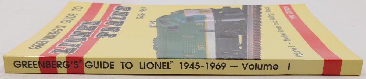 Greenberg's Guide to Lionel Trains 1945-1969 Volume 1 Paperback Book EX