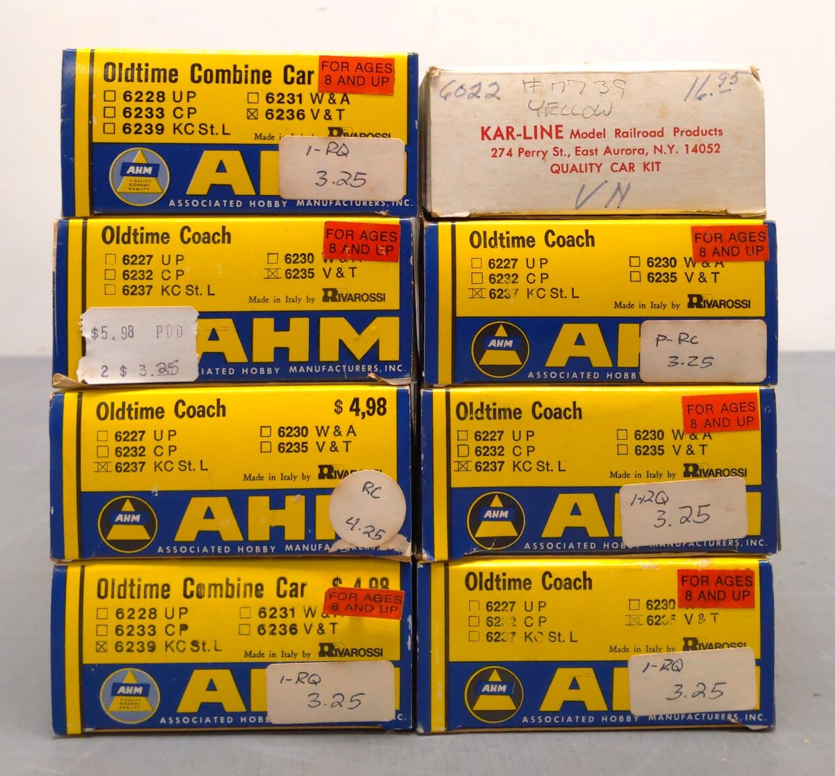 AHM HO Assorted Passenger Cars & Freight Car [8] EX/Box