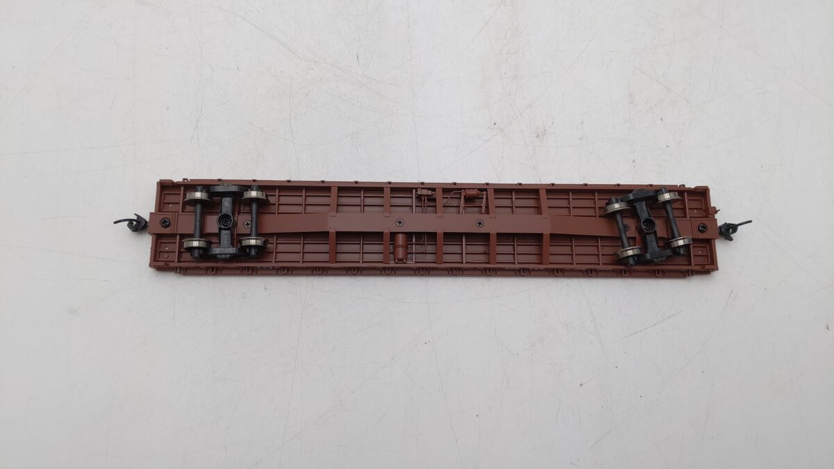 Walthers 910-5360 HO BNSF RTR 60' Pullman-Standard Flatcar #584959