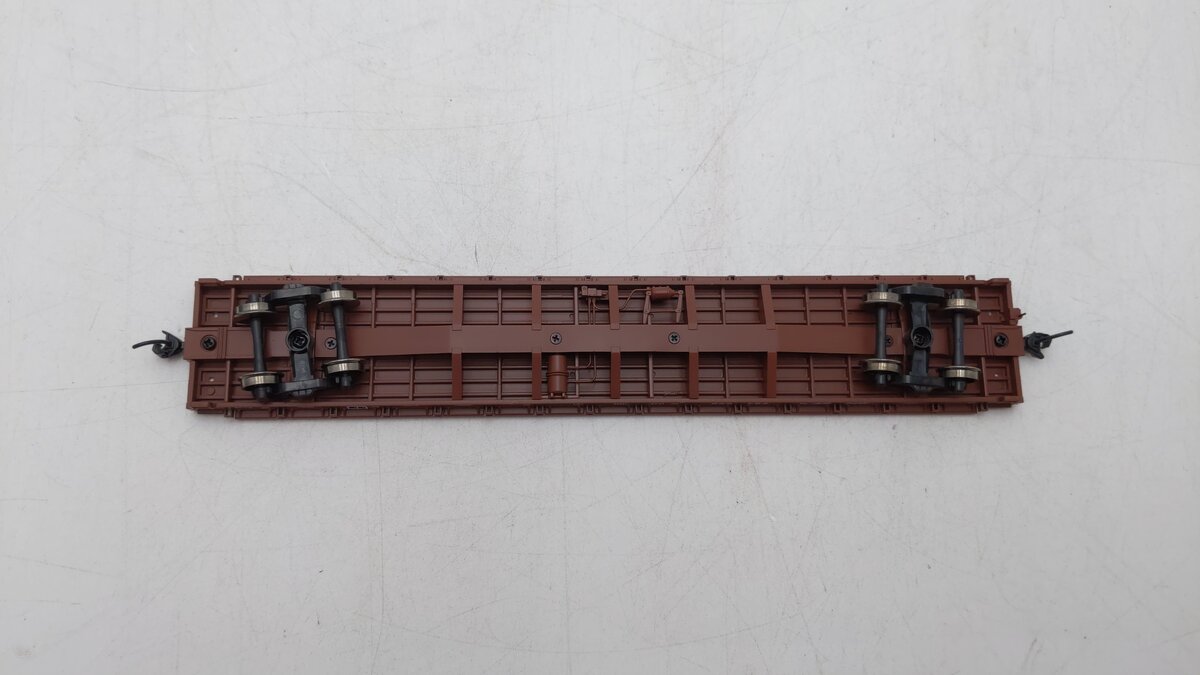 Walthers 910-5362 HO BNSF RTR 60' Pullman-Standard Flatcar #584998