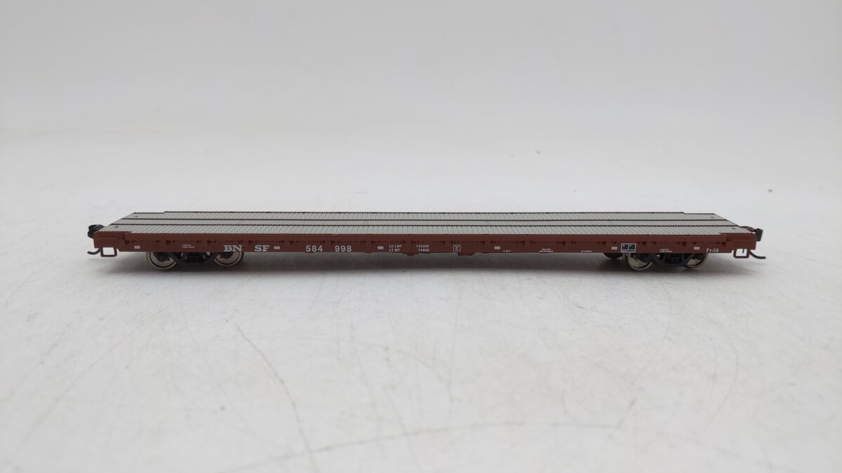 Walthers 910-5362 HO BNSF RTR 60' Pullman-Standard Flatcar #584998